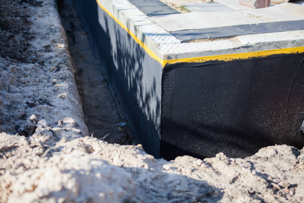 Professional Crawl Space Encapsulation technician working in Greenville, IL